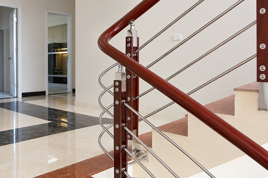 Tay vịn cầu thang nhựa PVC giả gỗ sang trọng